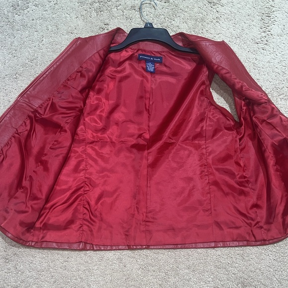 Ladies Genuine Leather Vest - Picture 4 of 4